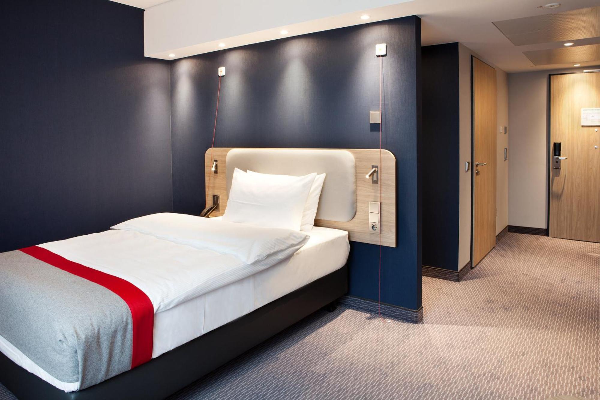 Holiday Inn Express - Remscheid Zewnętrze zdjęcie